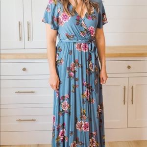 ILLA ILLA Maxi Floral Dress